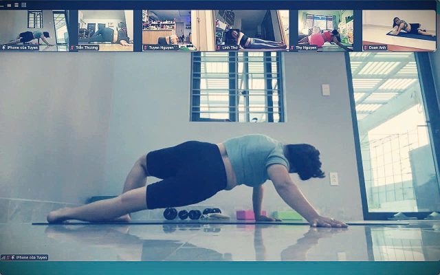 Lớp tập phối hợp qua Zoom- Thủy Health Coach