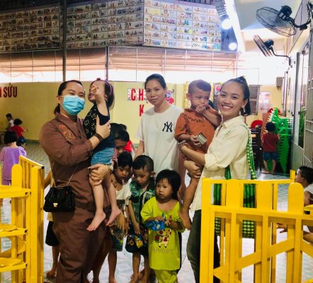 Thủy Garden with Ky Quang Donation for Kids