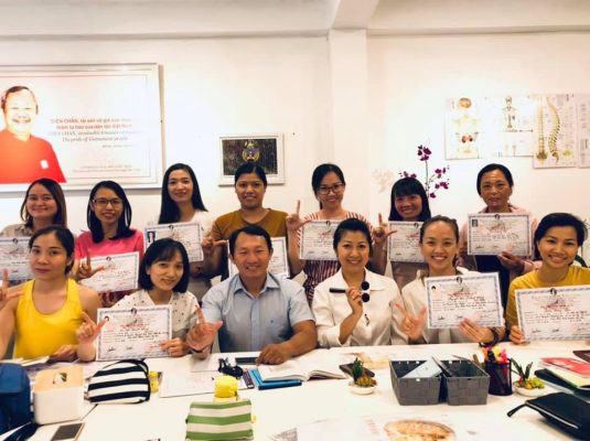 Diện chẩn Bùi Quốc Châu - cô Thy & thầy Tâm - Thủy Health Coach