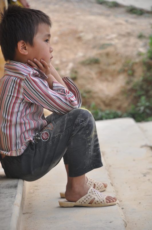 Tặng quà, xây trường cho Trẻ em vùng cao - Thủy Garden